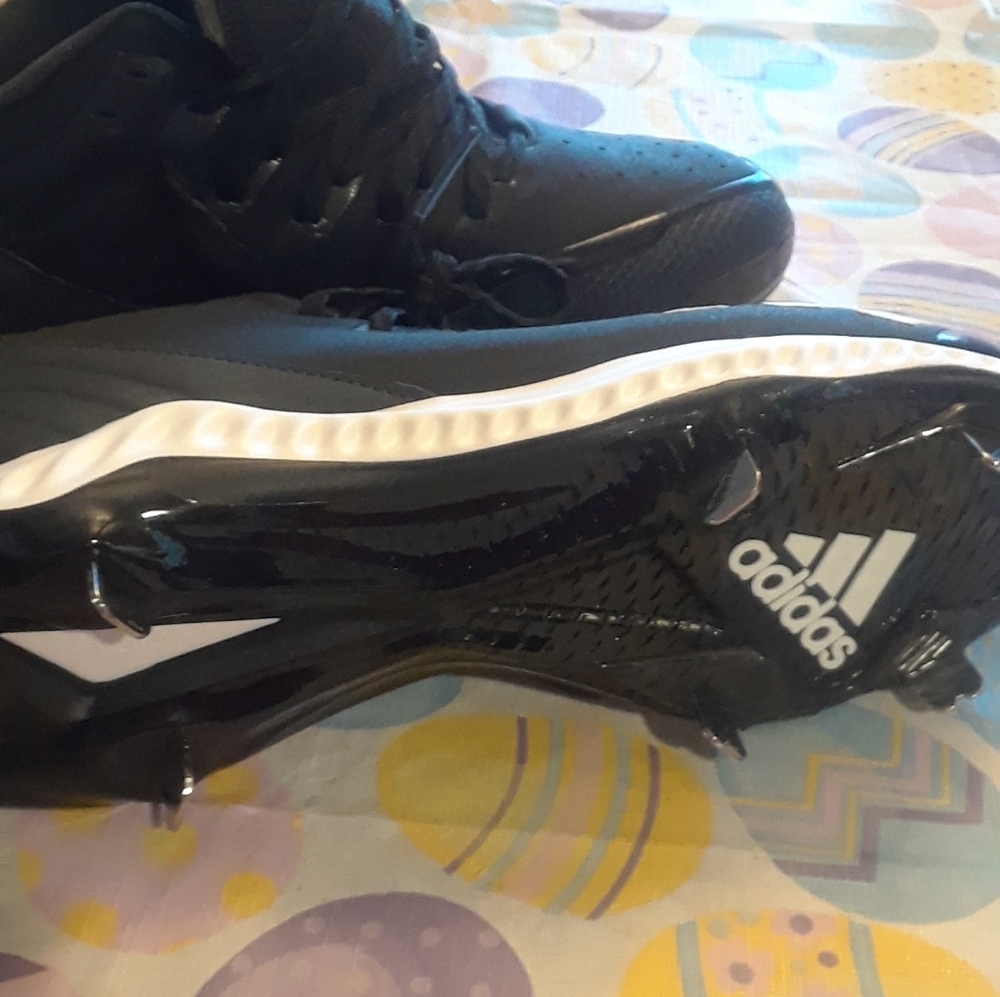 Mens size 10 cleats